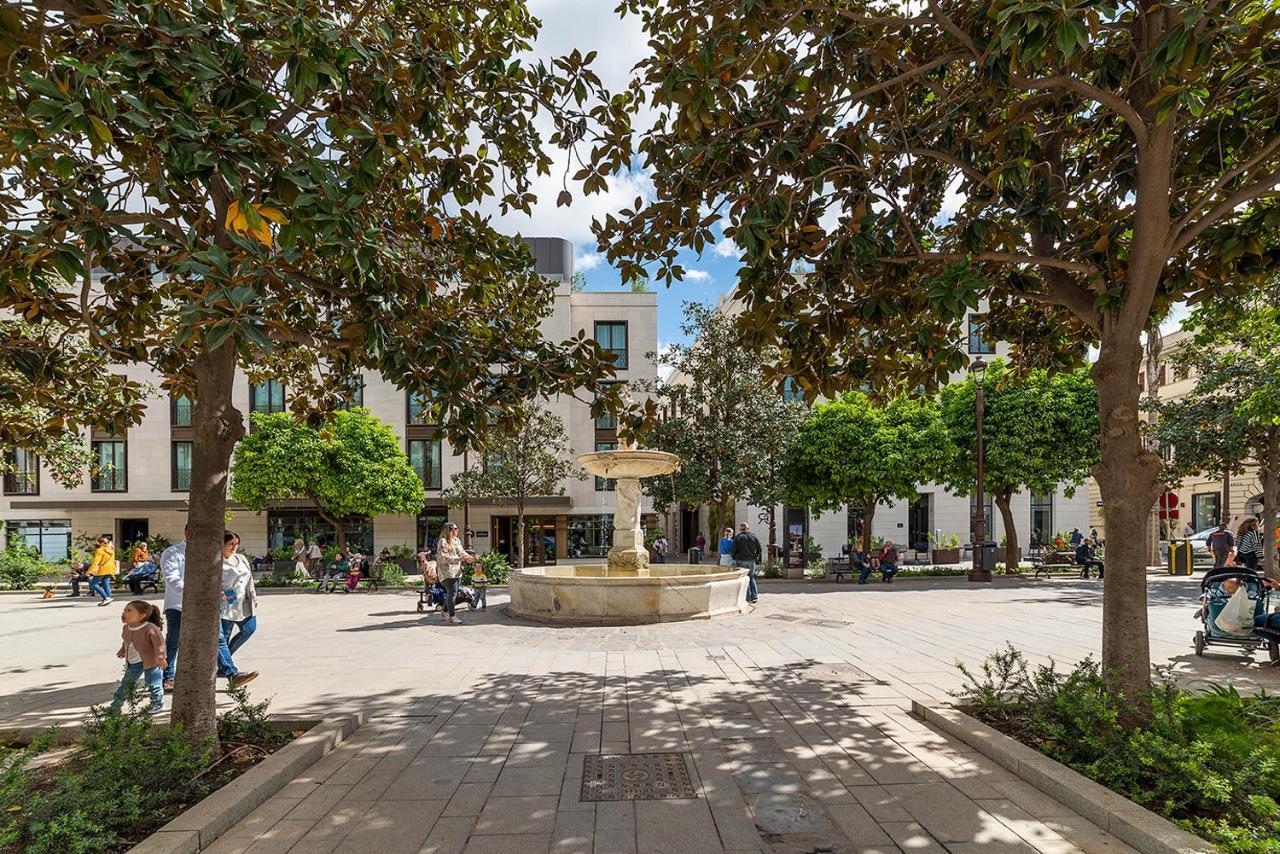 Magdalena Plaza * Sevilla
